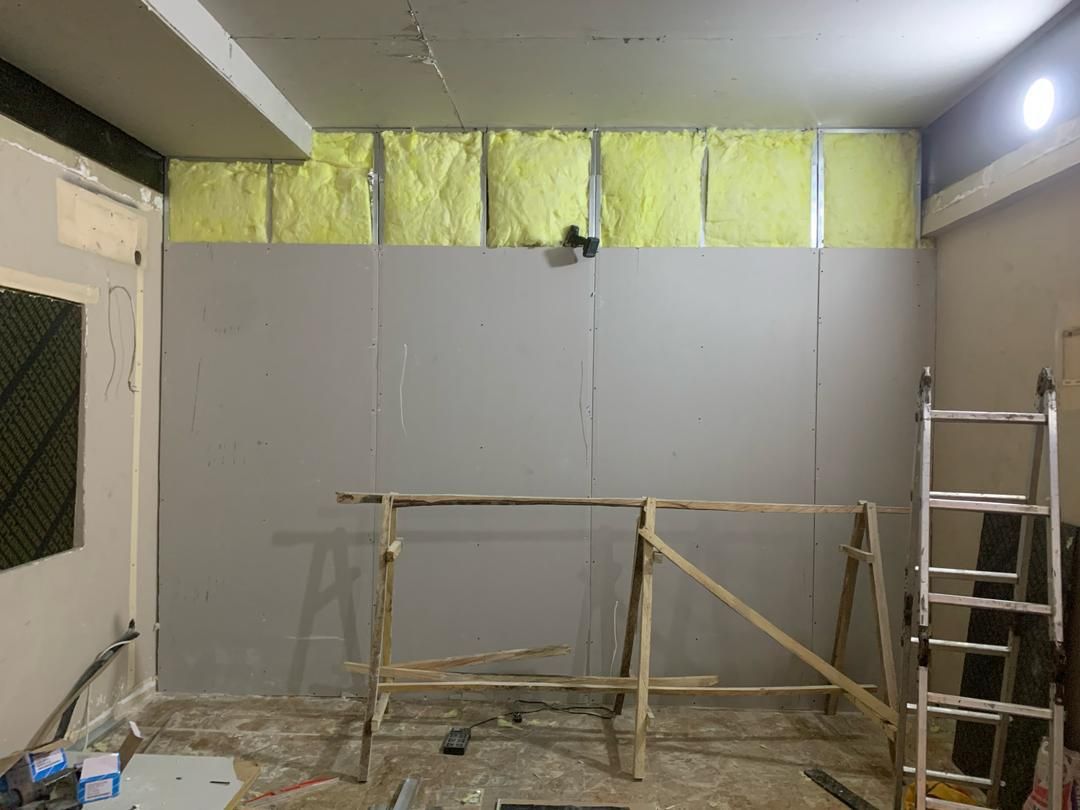Acoustic treatment and soundproofing services